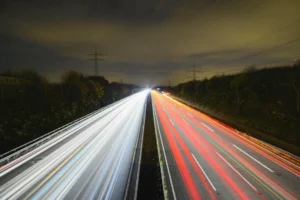 Como a Tecnologia Avançada Transforma a Segurança para Motoristas Autônomos em 2025
